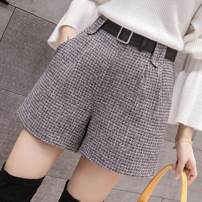 Fashion tweed woolen shorts women 2020 autumn winter high waist belted elegant shorts all-match ladies slim plaid short feminino